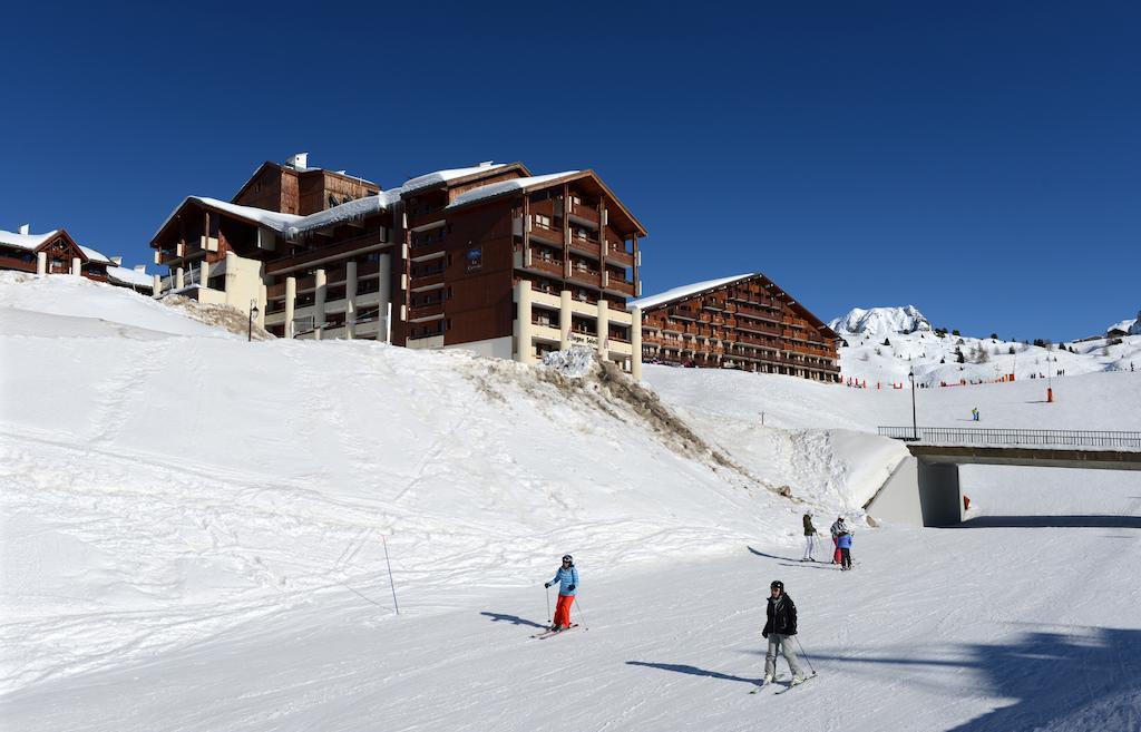 Residence Odalys Le Cervin La Plagne Bagian luar foto