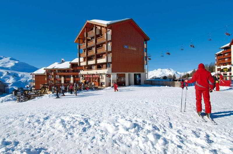 Residence Odalys Le Cervin La Plagne Bagian luar foto