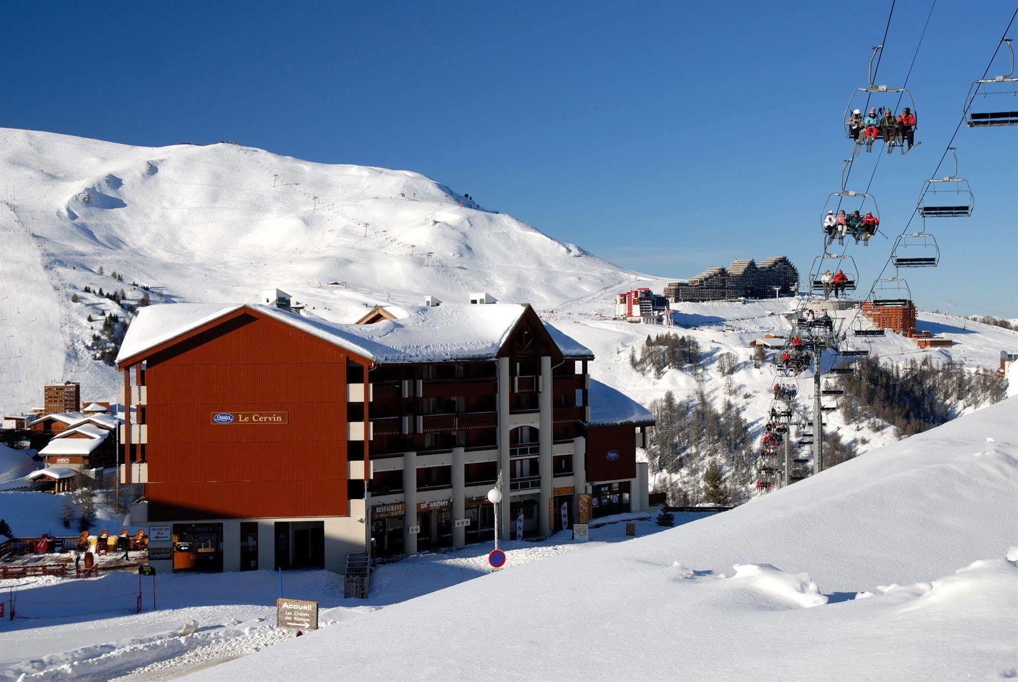 Residence Odalys Le Cervin La Plagne Bagian luar foto